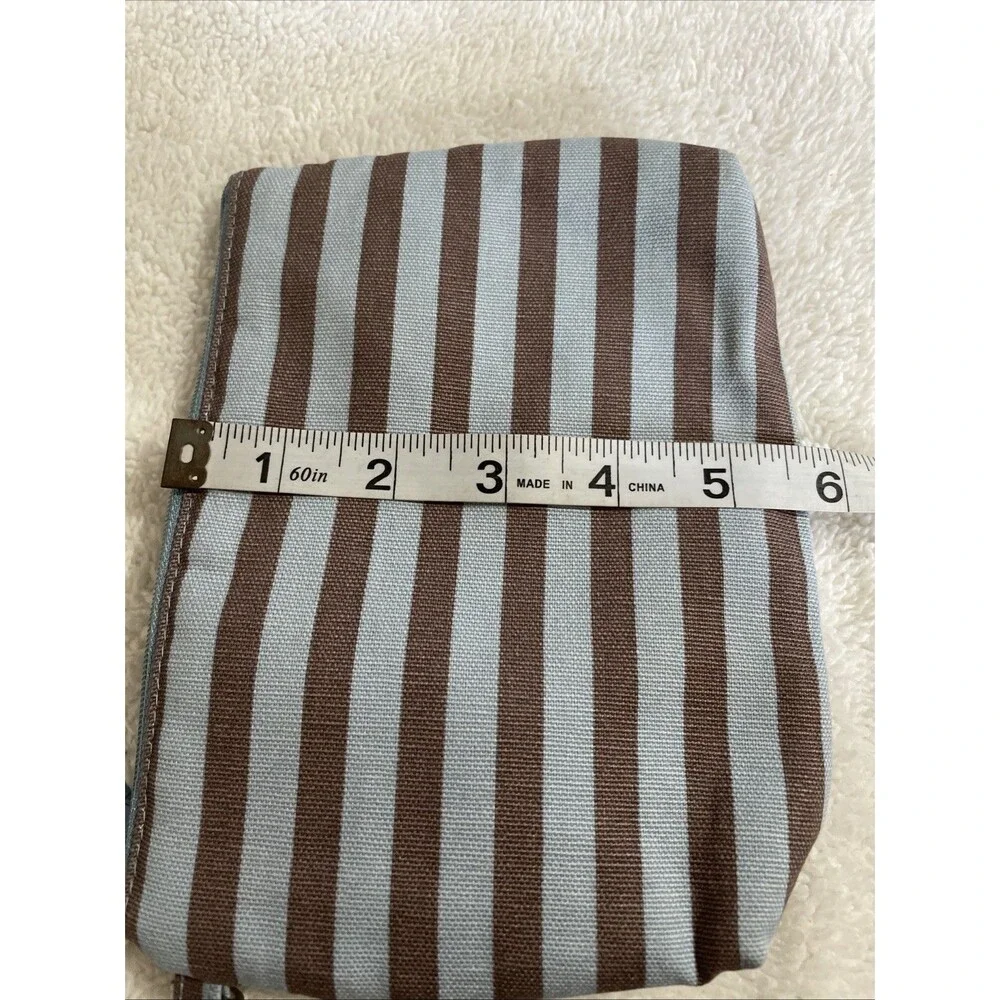 Thirty One Zippered Pouch In Perfect Stripe Brown/Blue
